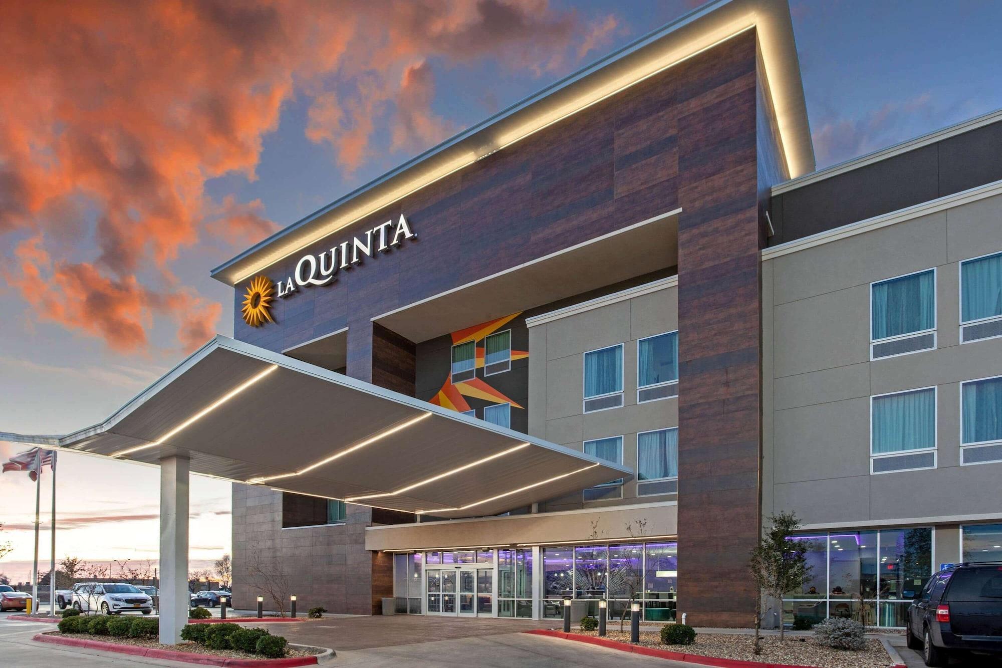 La Quinta By Wyndham Lubbock South Hotel Exterior foto